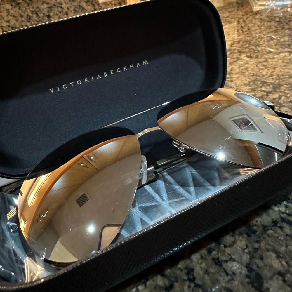 Victoria Beckham Silver Mirror Aviator Sunglasses